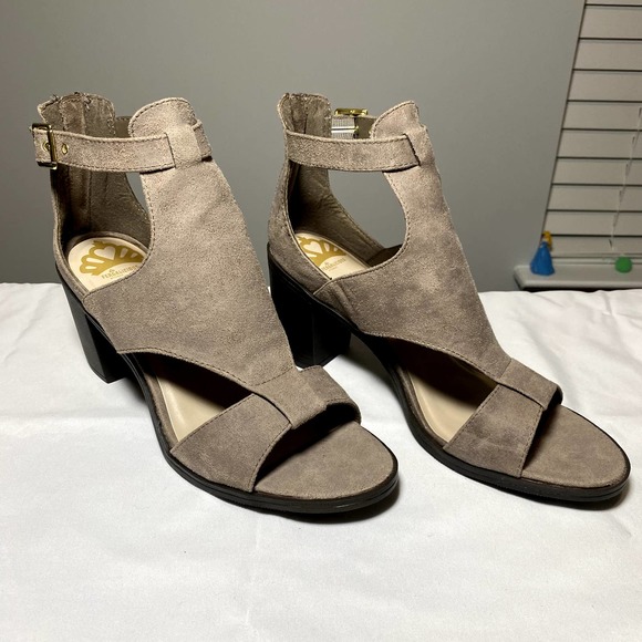 Fergalicious by Fergie Taupe Suede Marquette Open Toe Block Heeled Sandals-Sz 10 - Picture 2 of 10